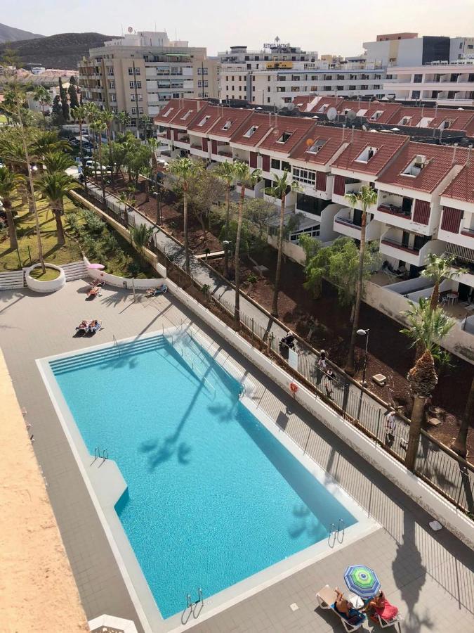 Homeforguest Modern And Recently Renovated Apartment In Arona Arona  Extérieur photo